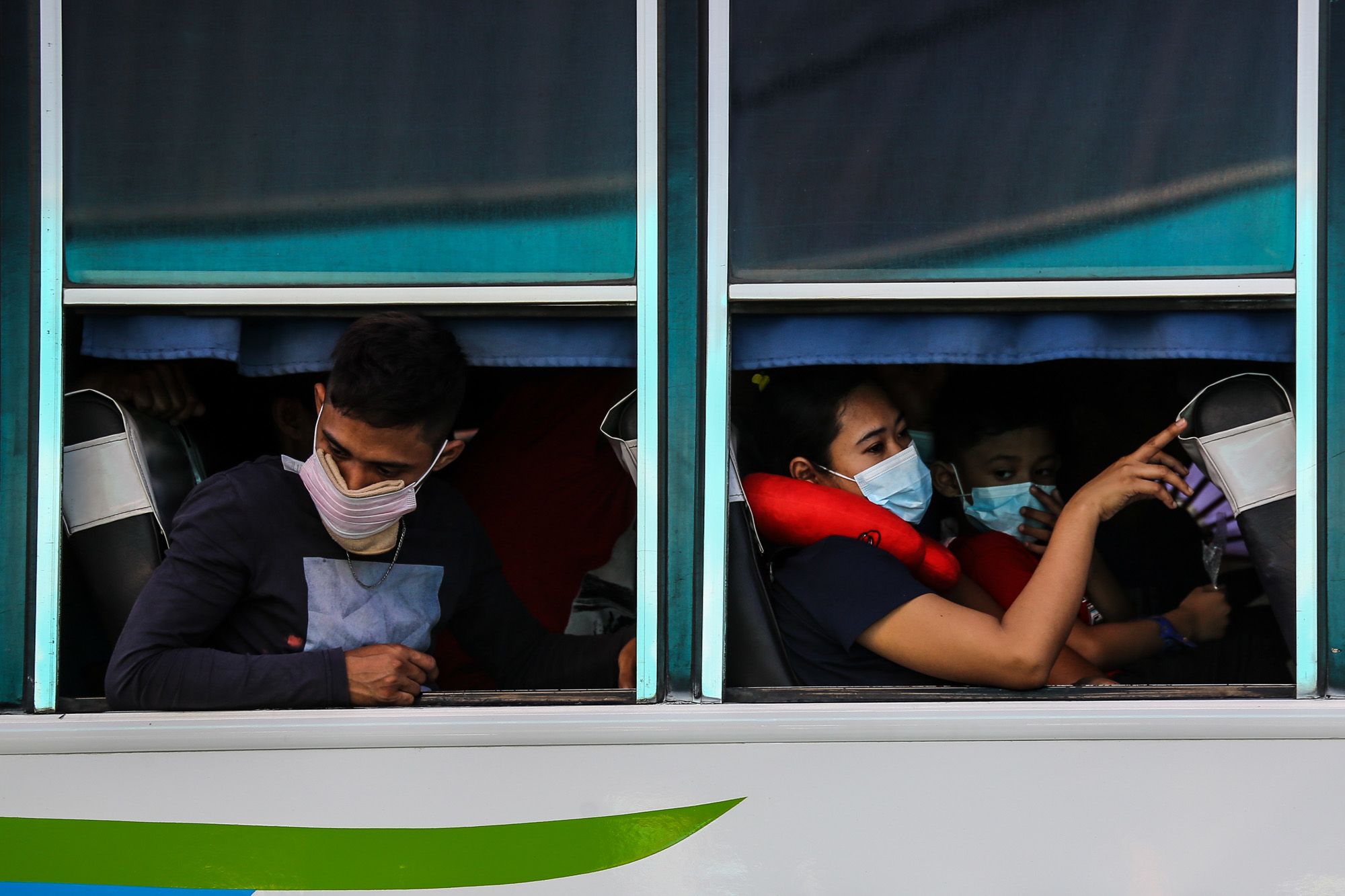 Thousands of people flee Manila on March 13, eve of the effectivity of the lockdown of the Philippine capital to stem the spread of the coronavirus disease. (Photos by Jire Carreon)